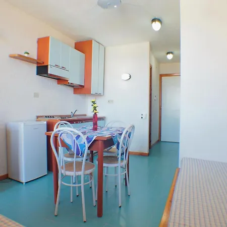 Apartment For 6-People In Olbia With Garden Апартаменти *