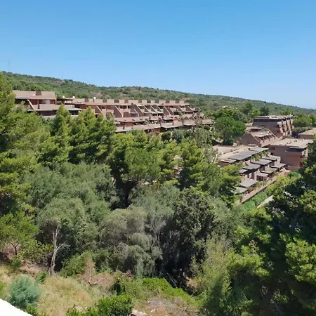 Apartment For 6-People In Olbia With Garden Апартаменти