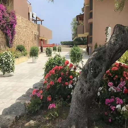 Apartment For 6-People In Olbia With Garden